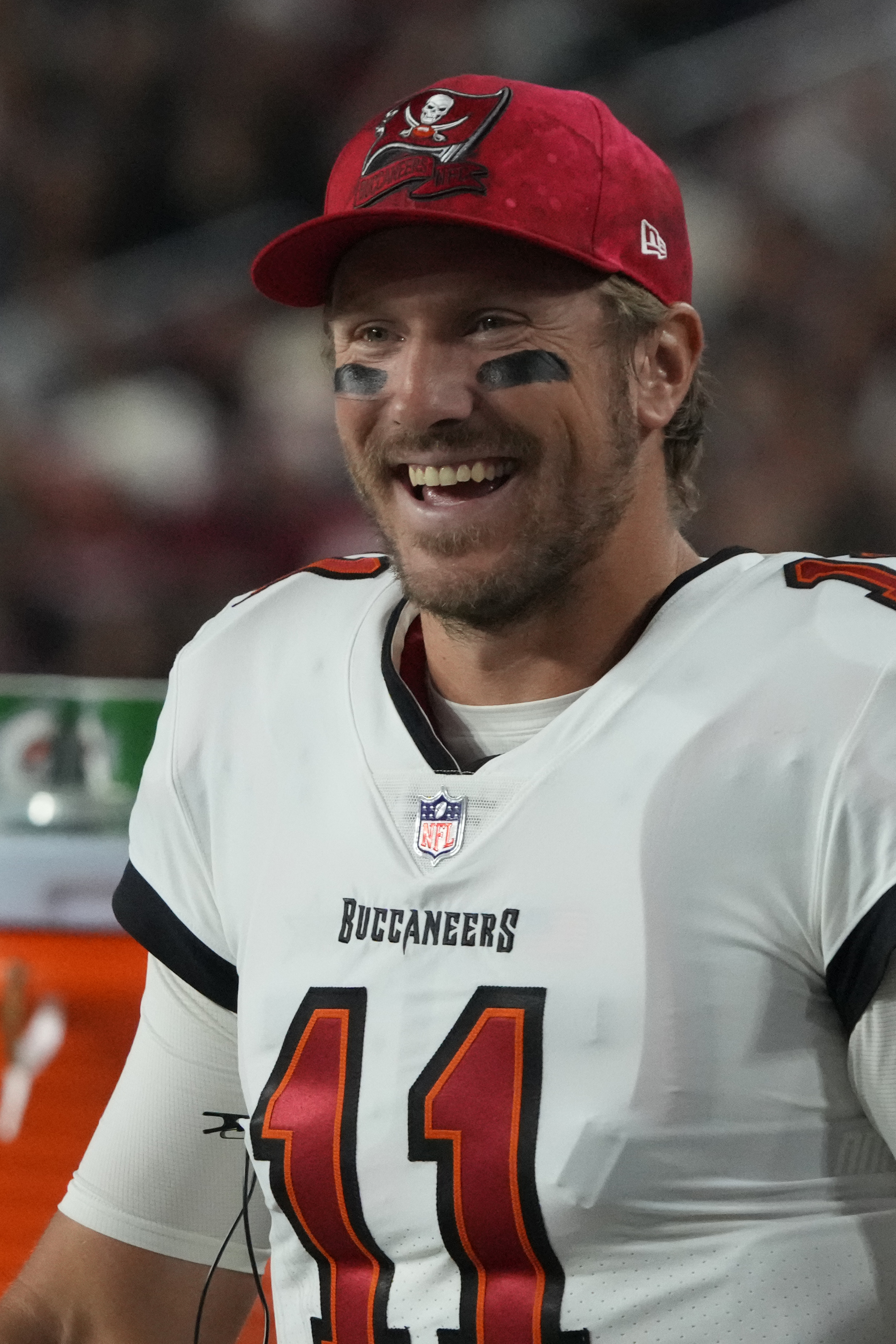 Blaine Gabbert, Bucs backup QB, helps save four people after helicopter  crashes into water 