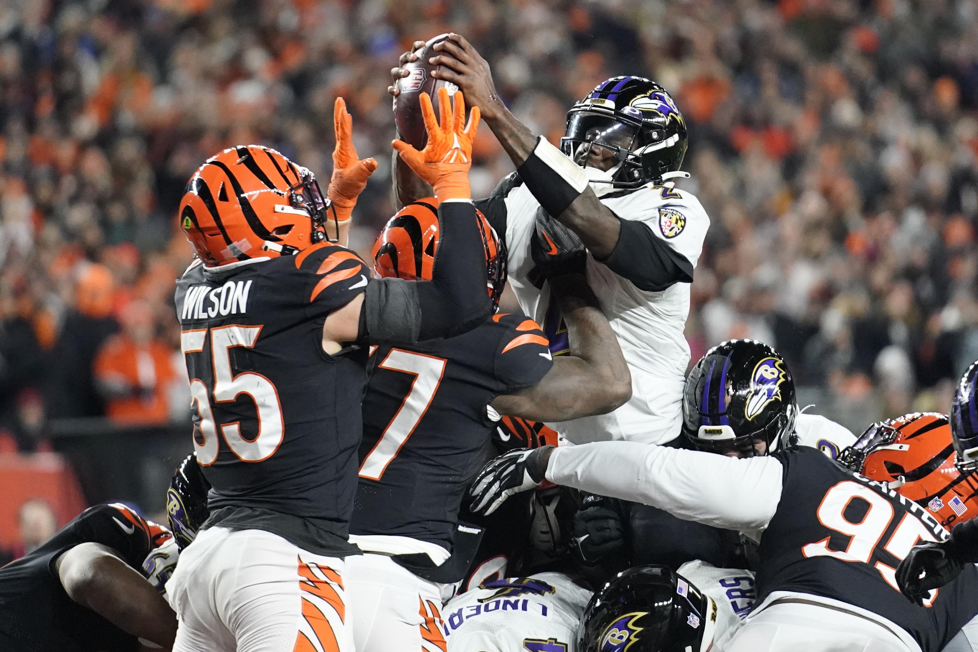 Hubbard's 98-yard fumble return lifts Bengals over Ravens - Washington Times