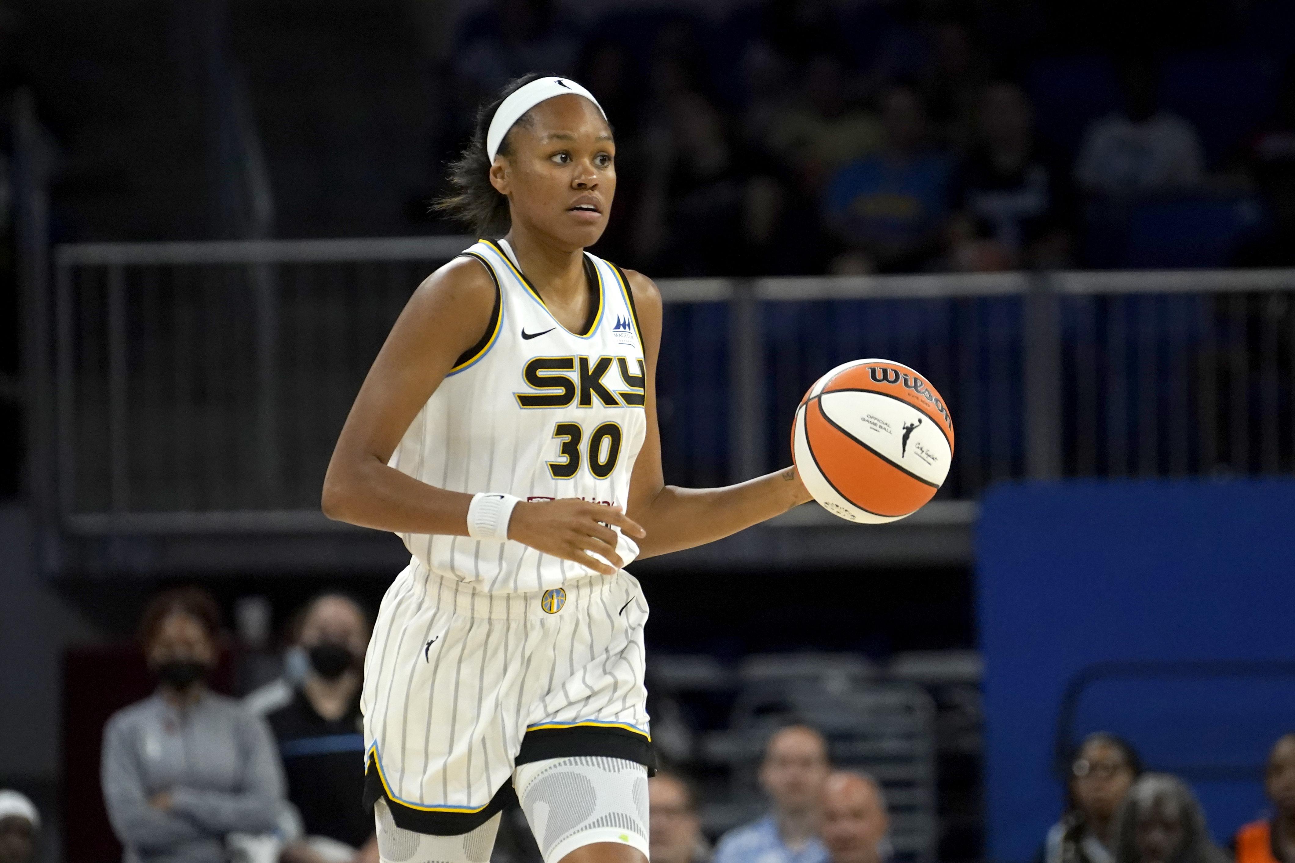 Candace Parker: WNBA star to leave L.A. Sparks, sign with Chicago Sky