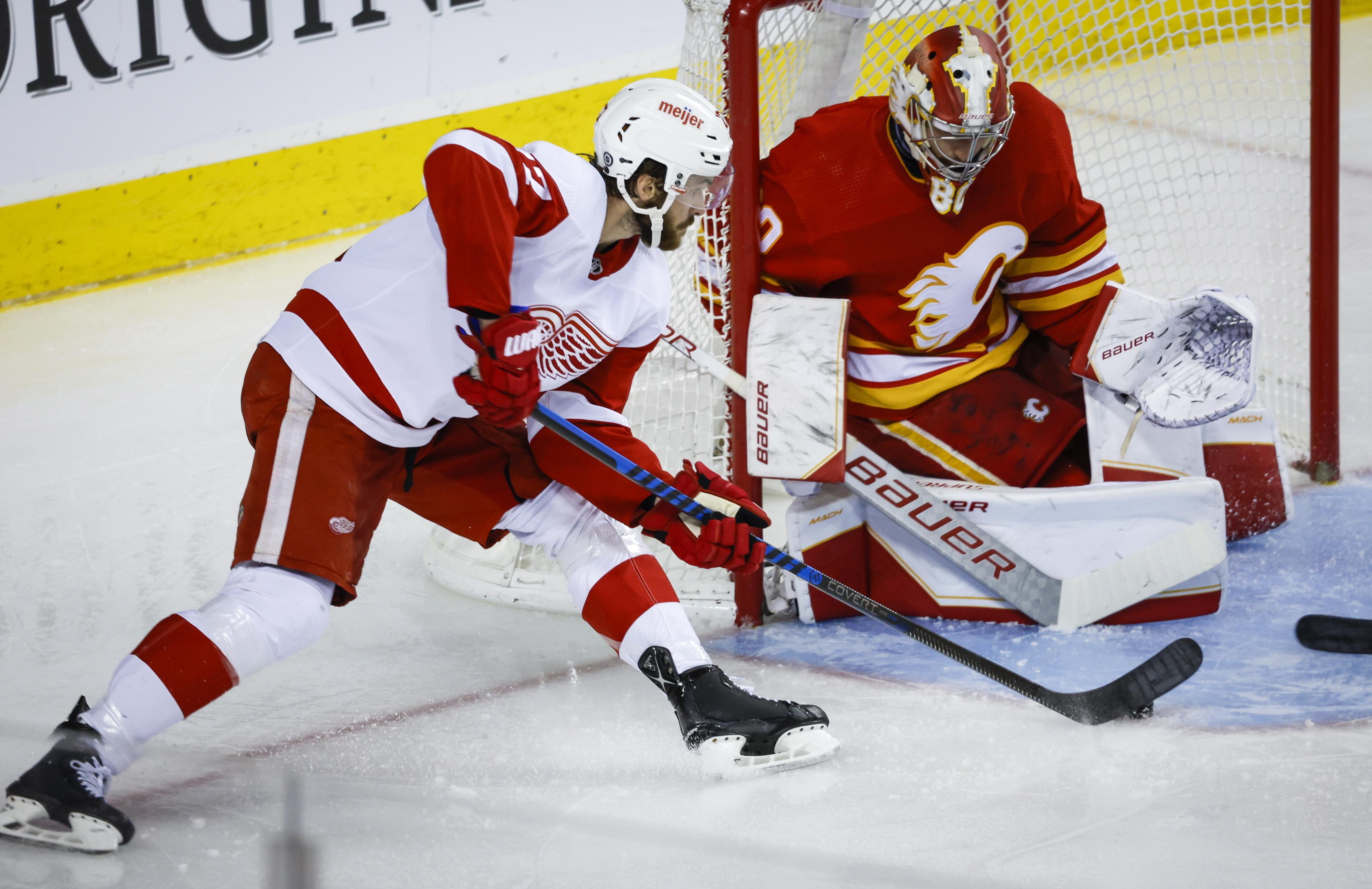 Here's the NHL's five-point plan to combat crosschecking next season