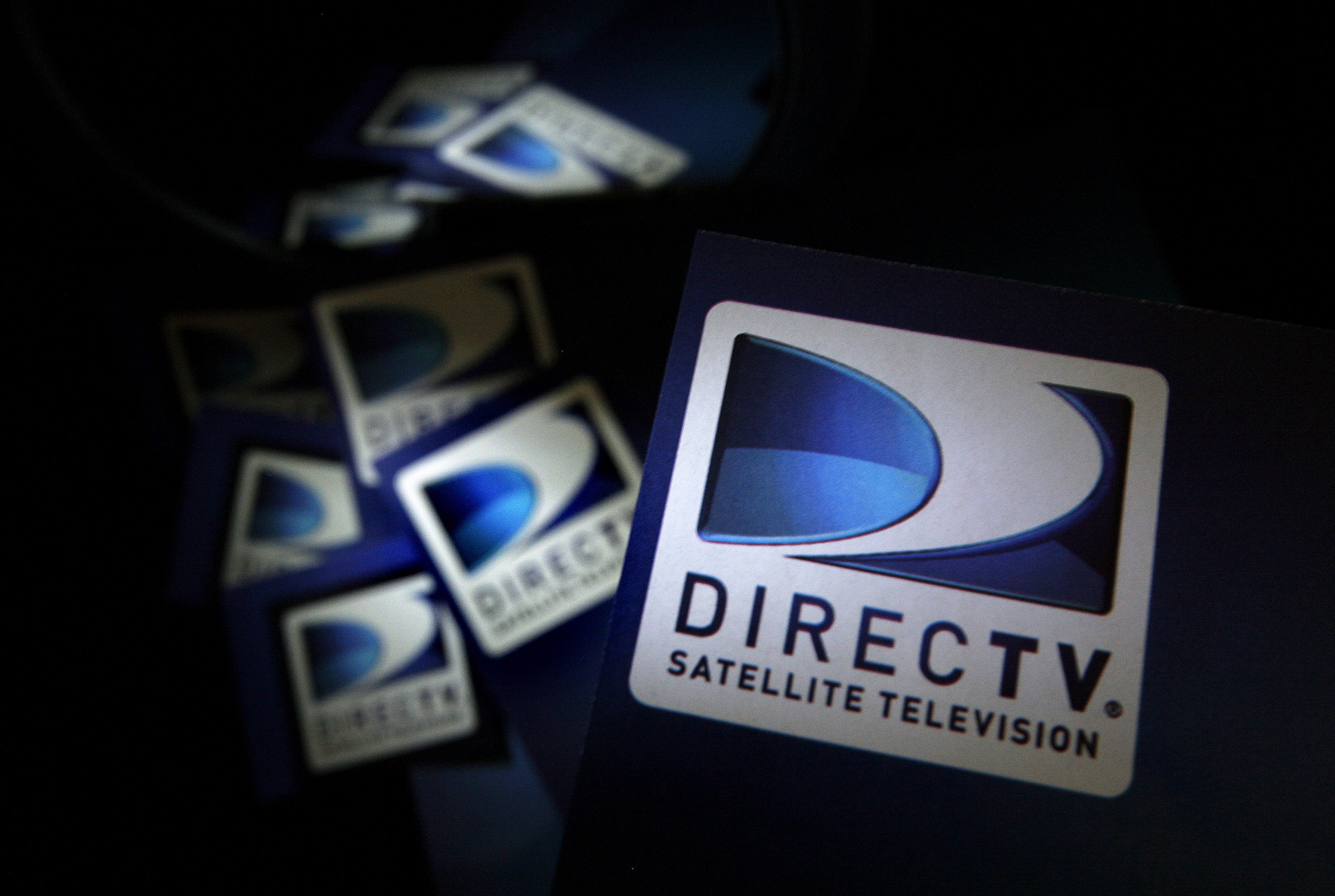 DirecTV Could Retain 'Sunday Ticket' Commercial Business