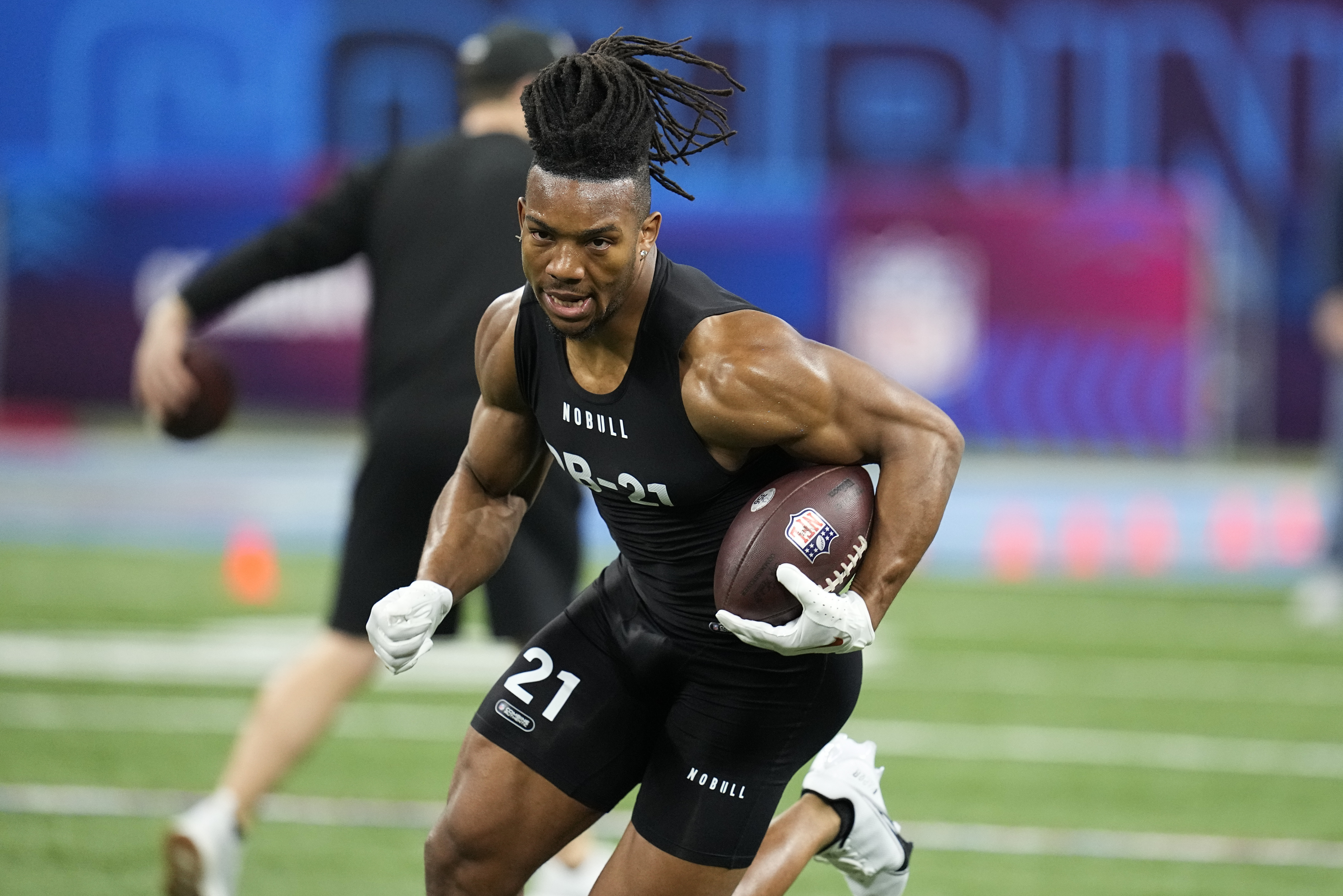 2023 NFL Draft RB class: Is Bijan Robinson the best prospect since