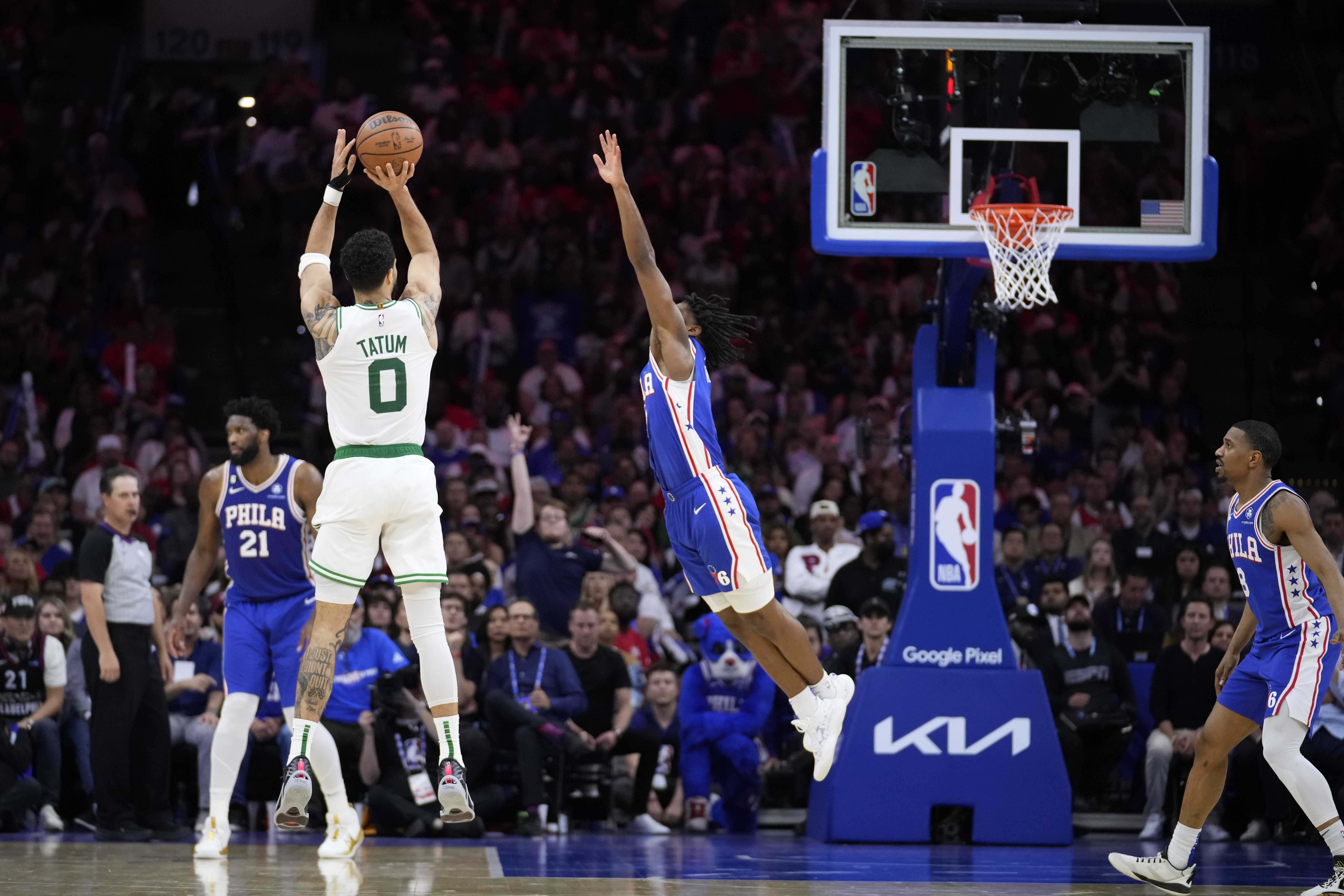 Video shows Jayson Tatum playing one-on-ones against Joel Embiid