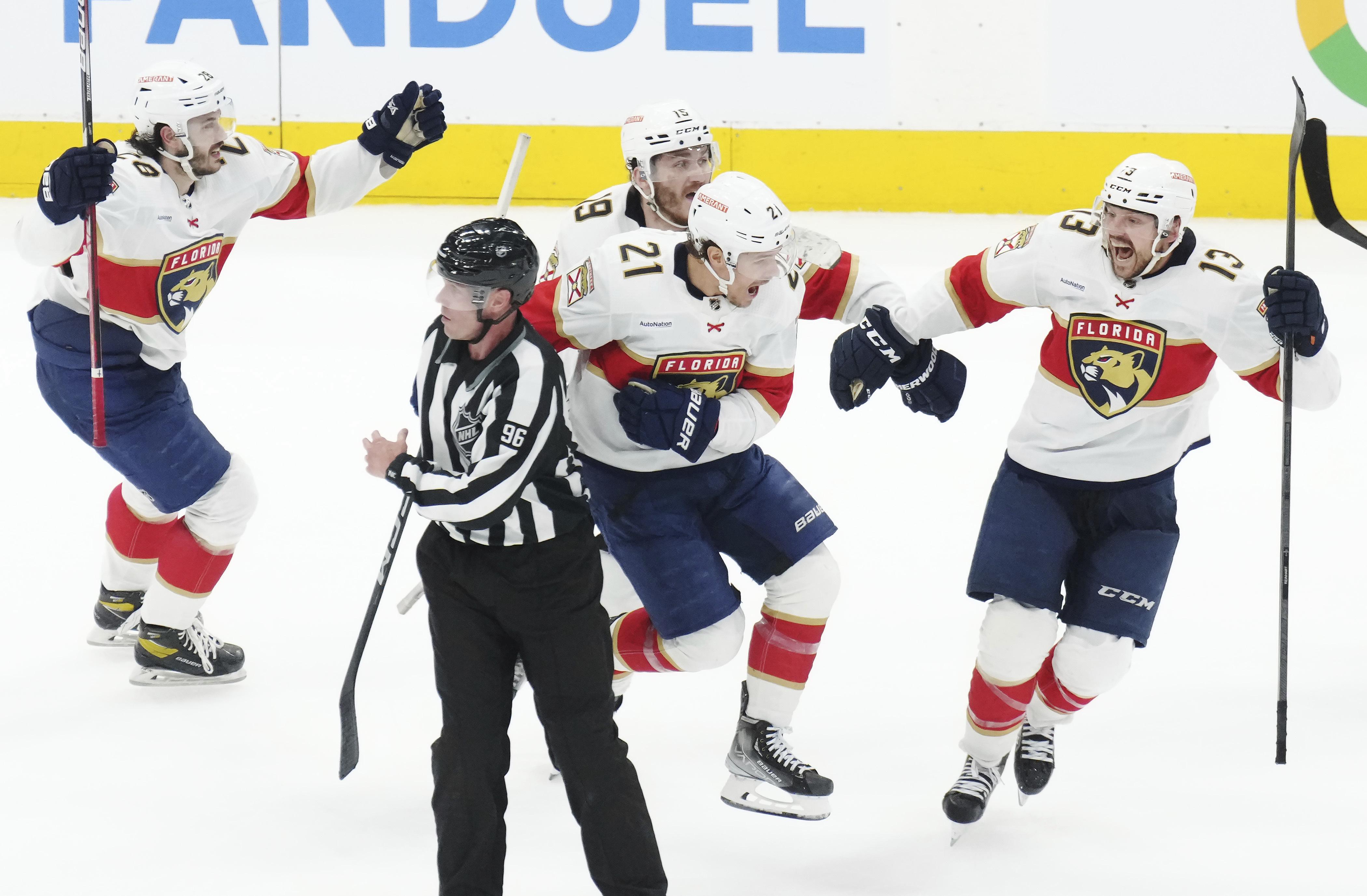 Panthers beat Maple Leafs 3-2, take 2-game lead in series - The