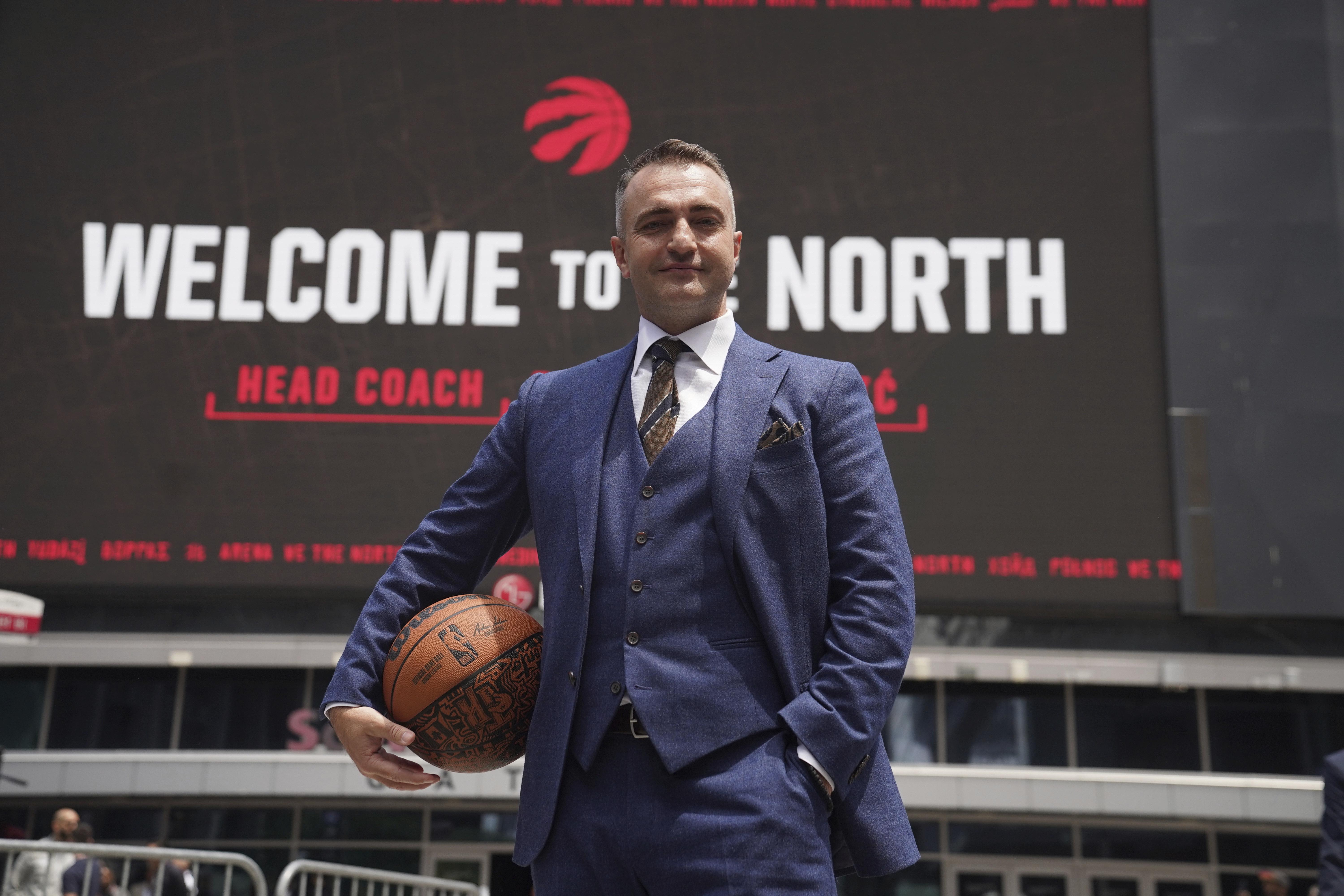 New York Knicks sue Toronto Raptors for stealing scouting reports