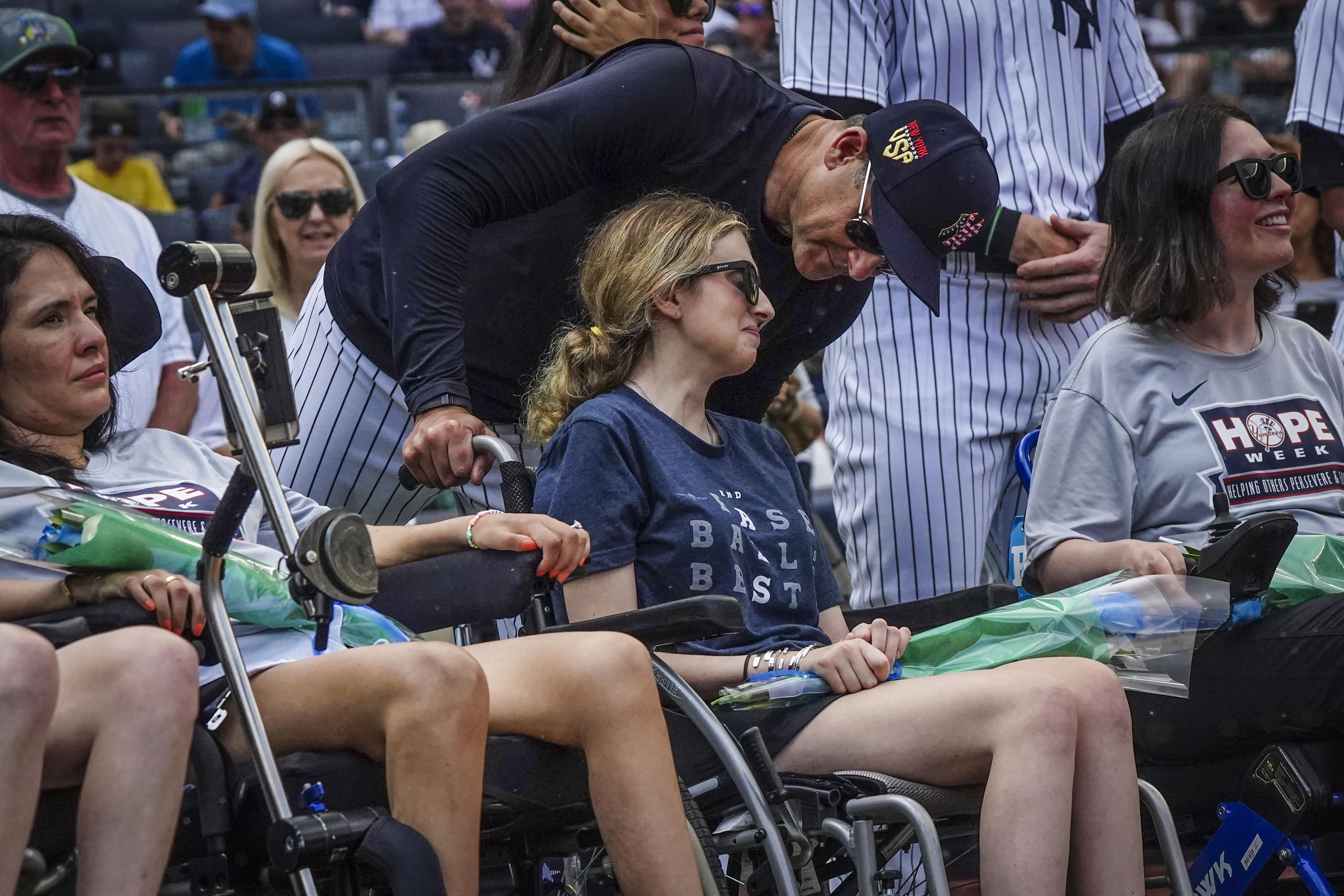 Yankees' Aaron Boone suspended 1 game by MLB for conduct toward umpires -  Washington Times