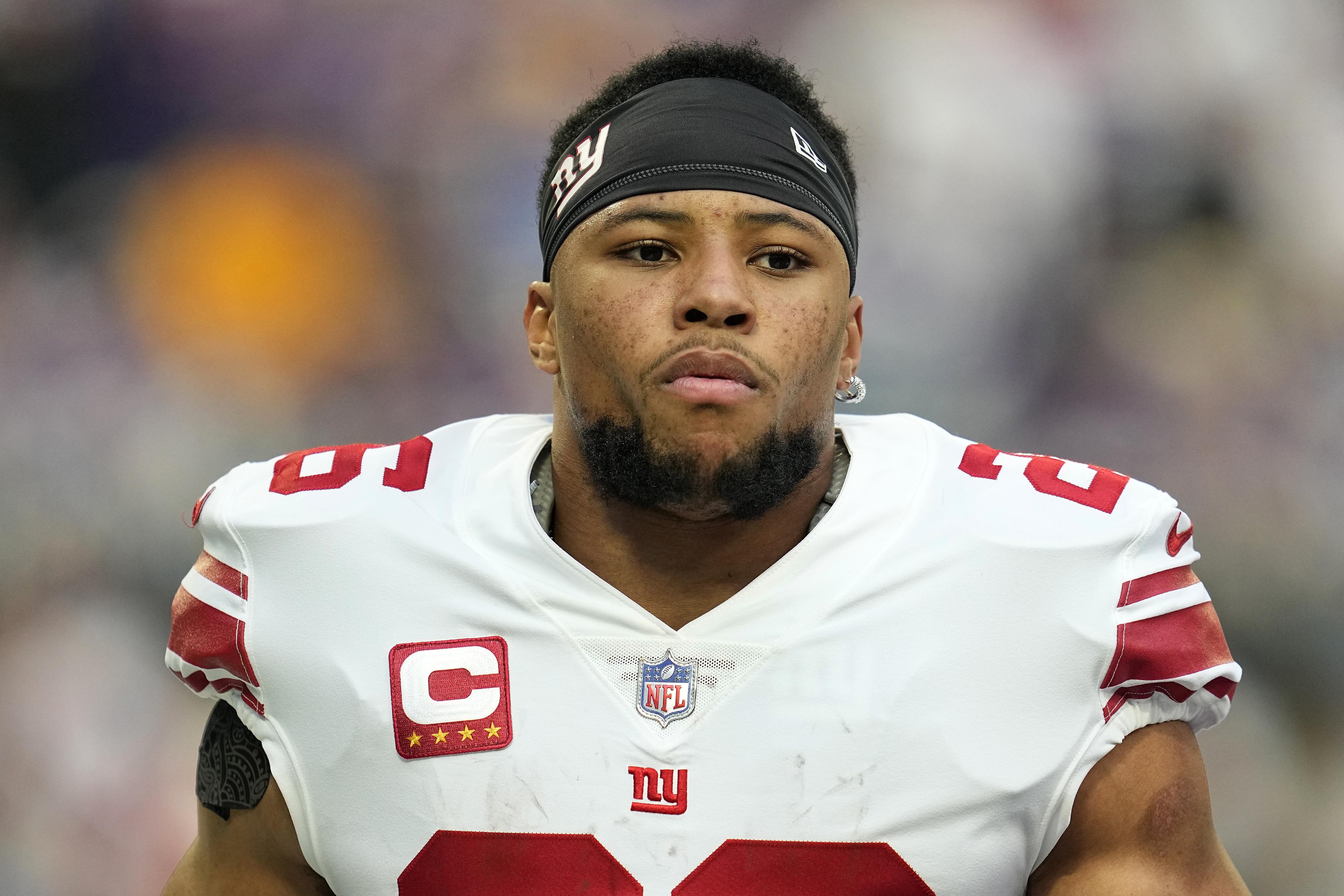 New York Giants rally for victory, Saquon Barkley suffers injury