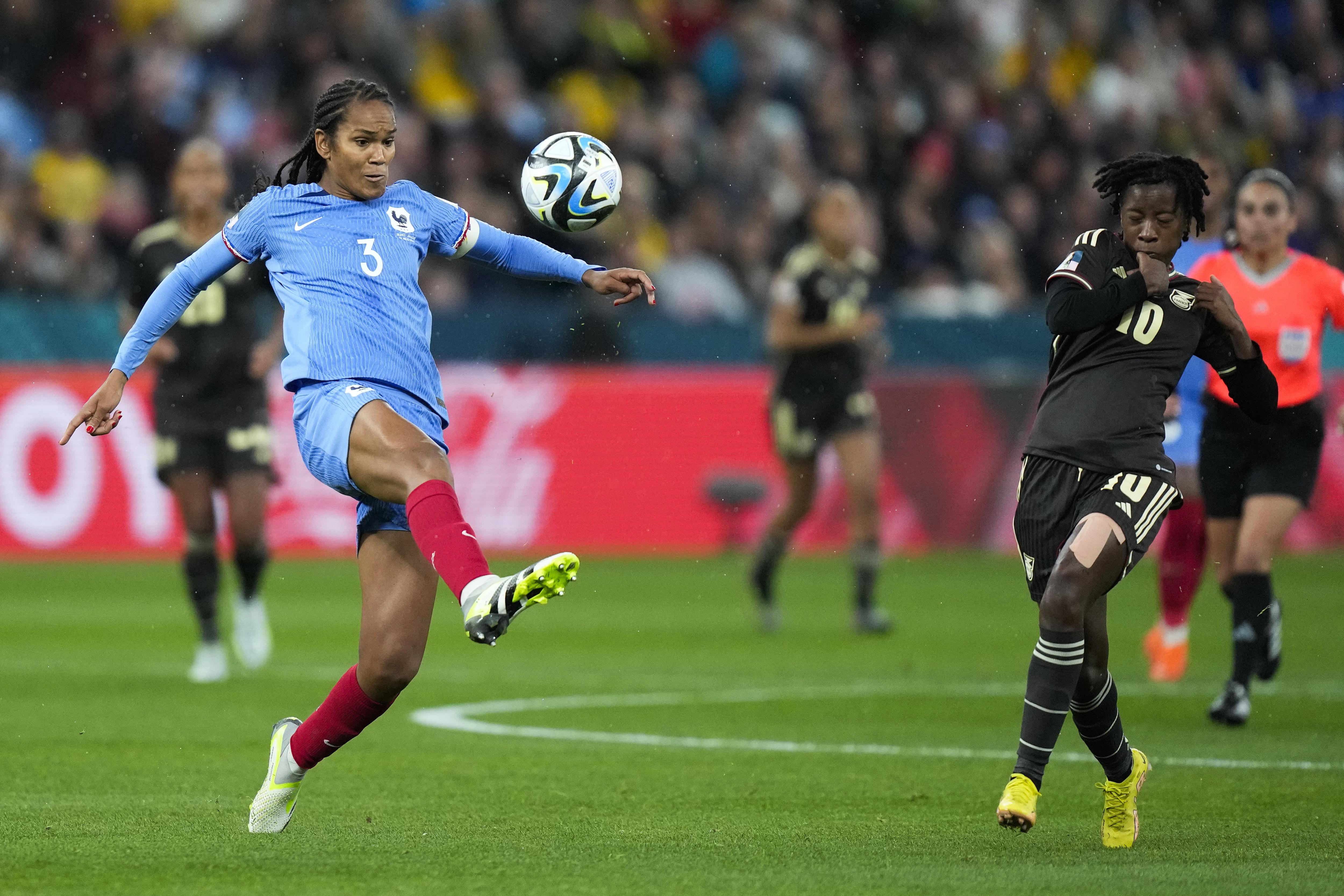 Renard scores the clincher for France in 2-1 win over Brazil at