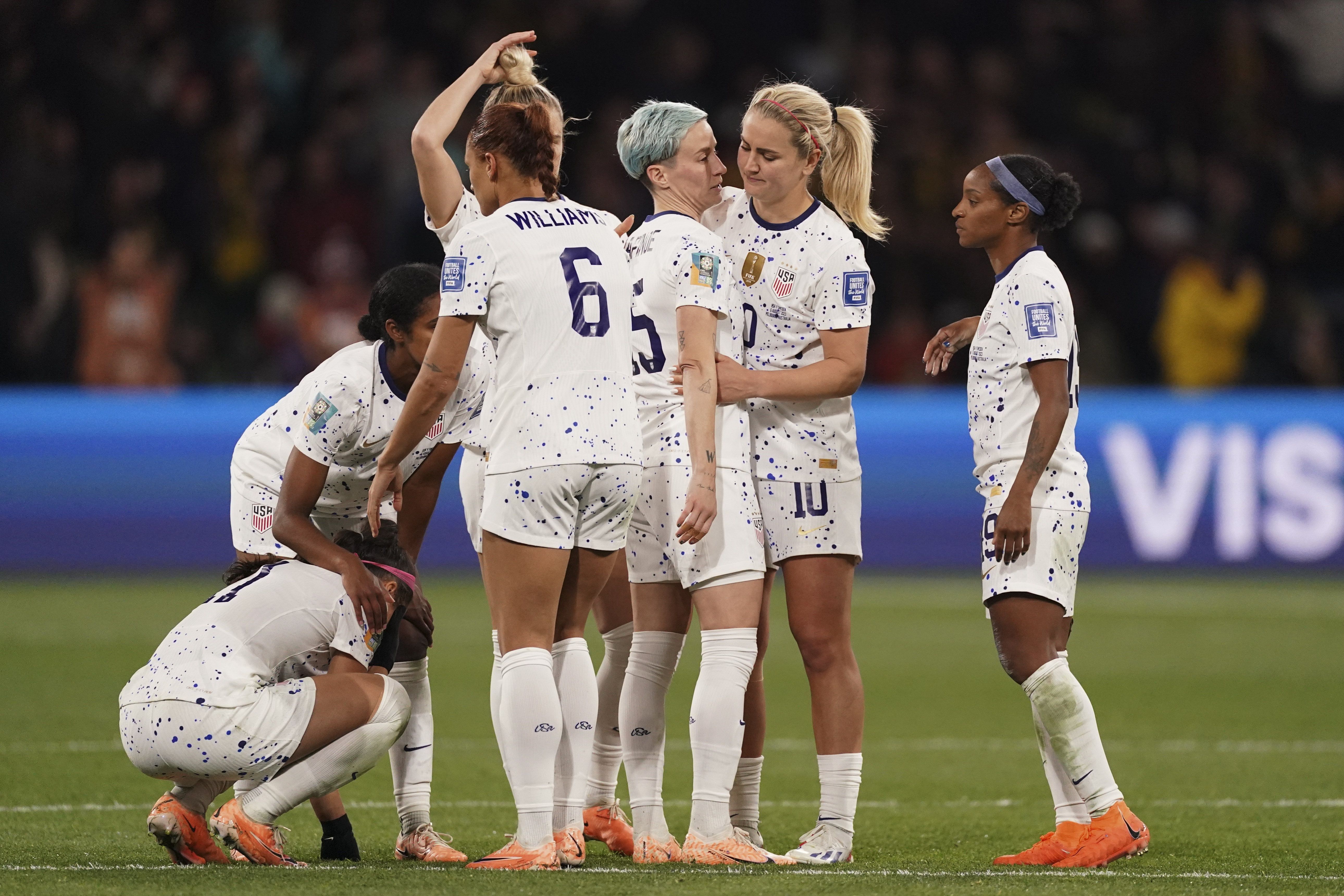 U.S. Women's Soccer Clinches Group at Rio Olympics 