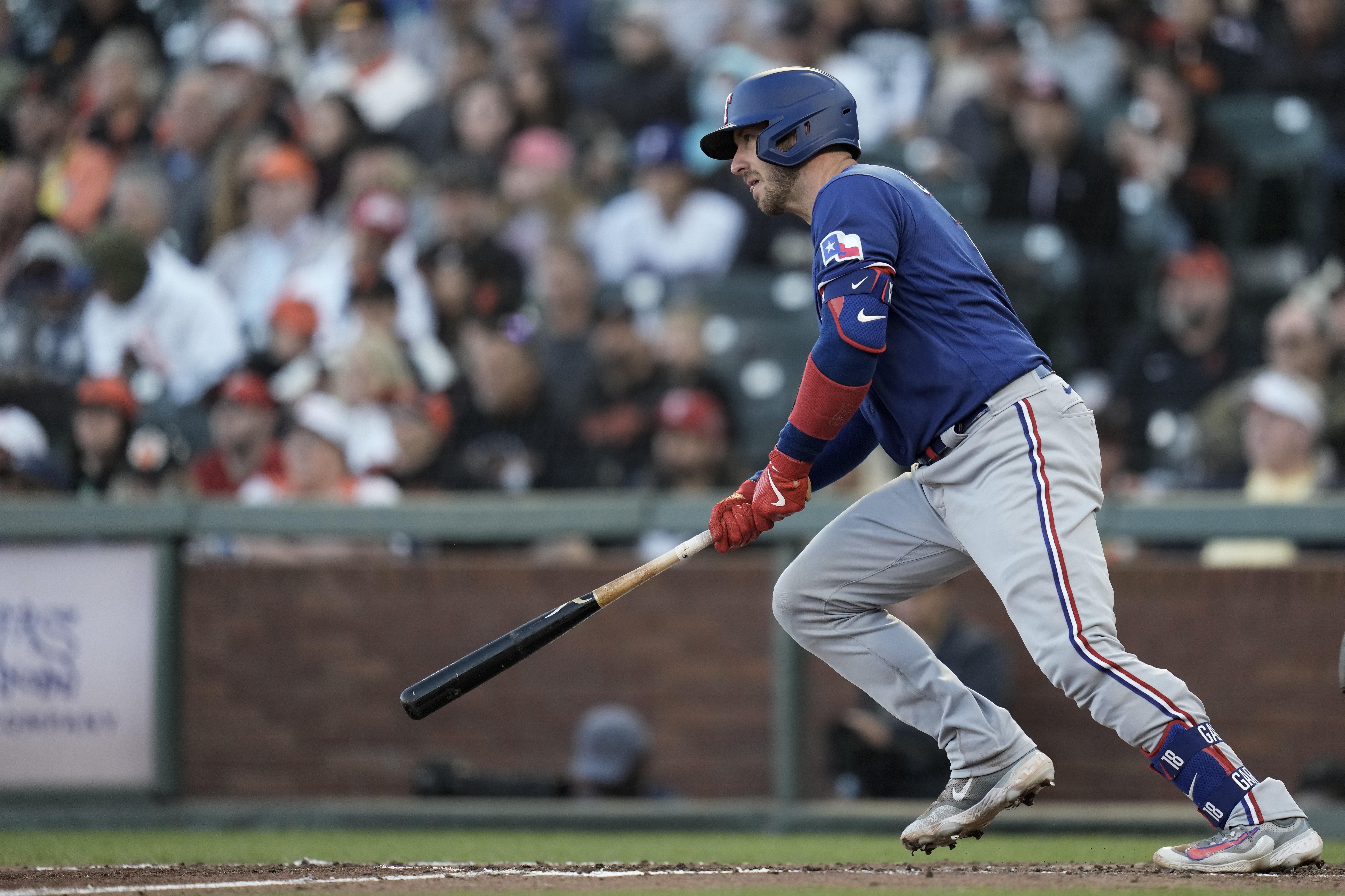 Mitch Garver's two home runs, 04/01/2023