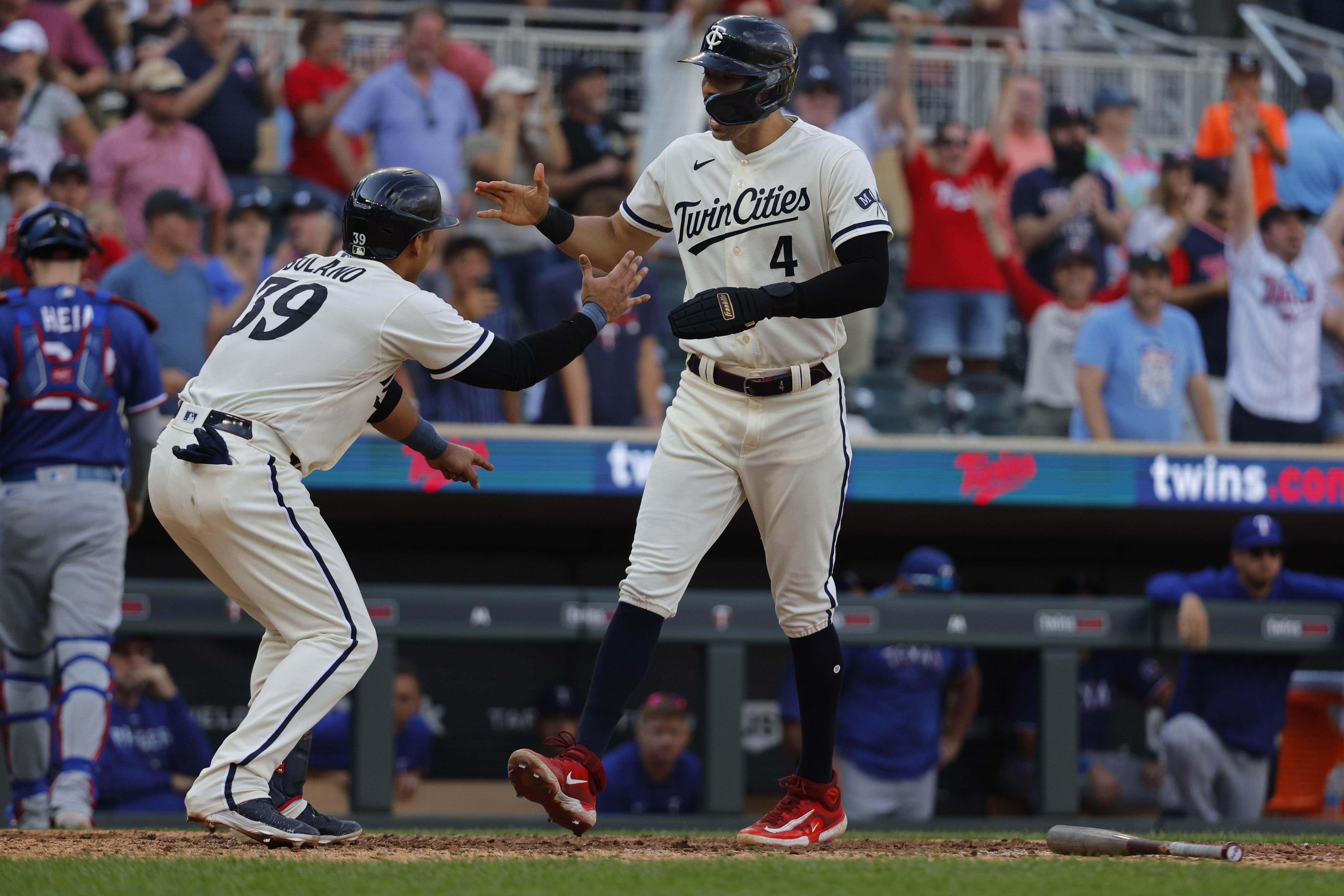 Eovaldi becomes the AL's 2nd 10-game winner as the West-leading