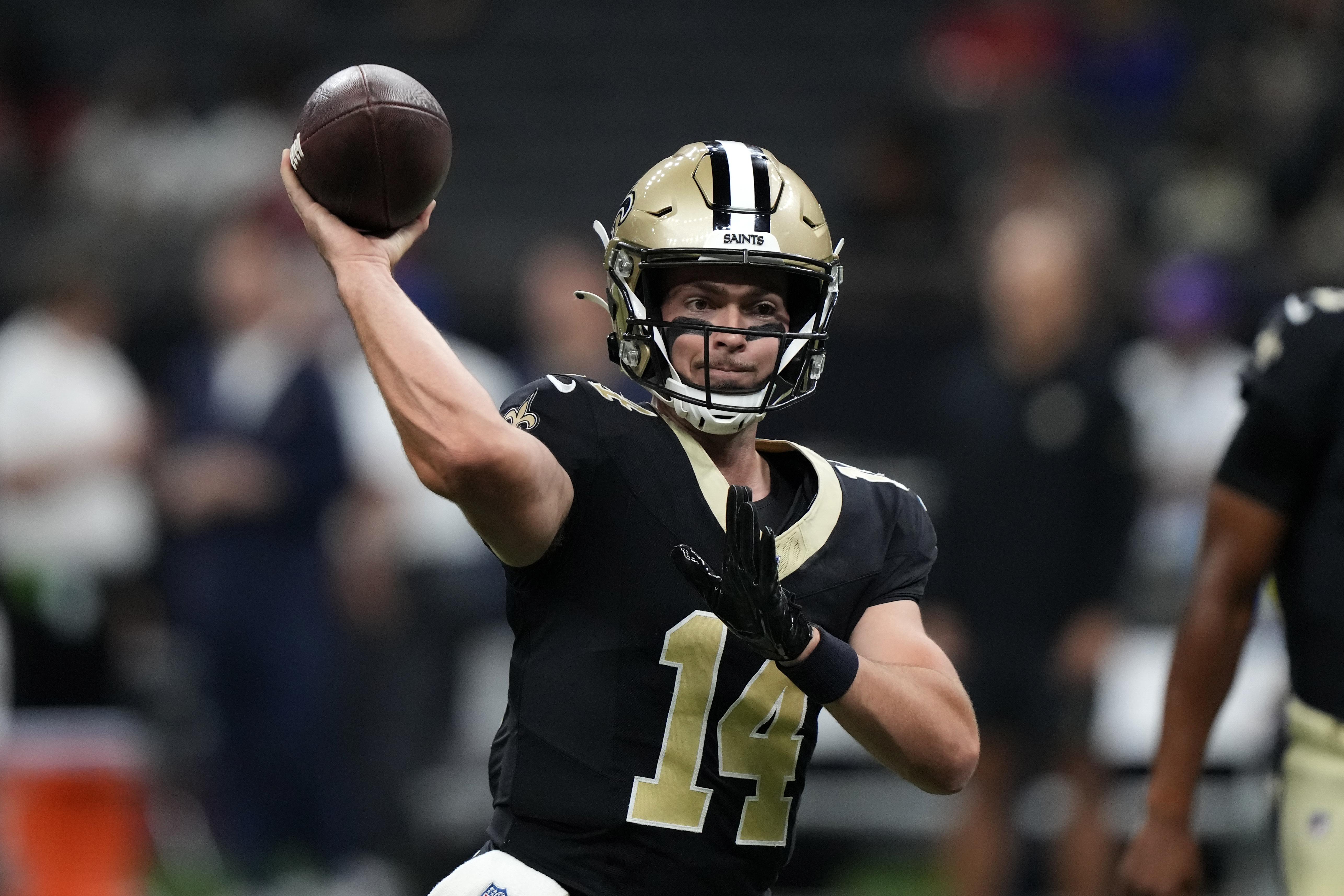 Saints QB Derek Carr active against Tampa Bay one week after his shoulder  injury