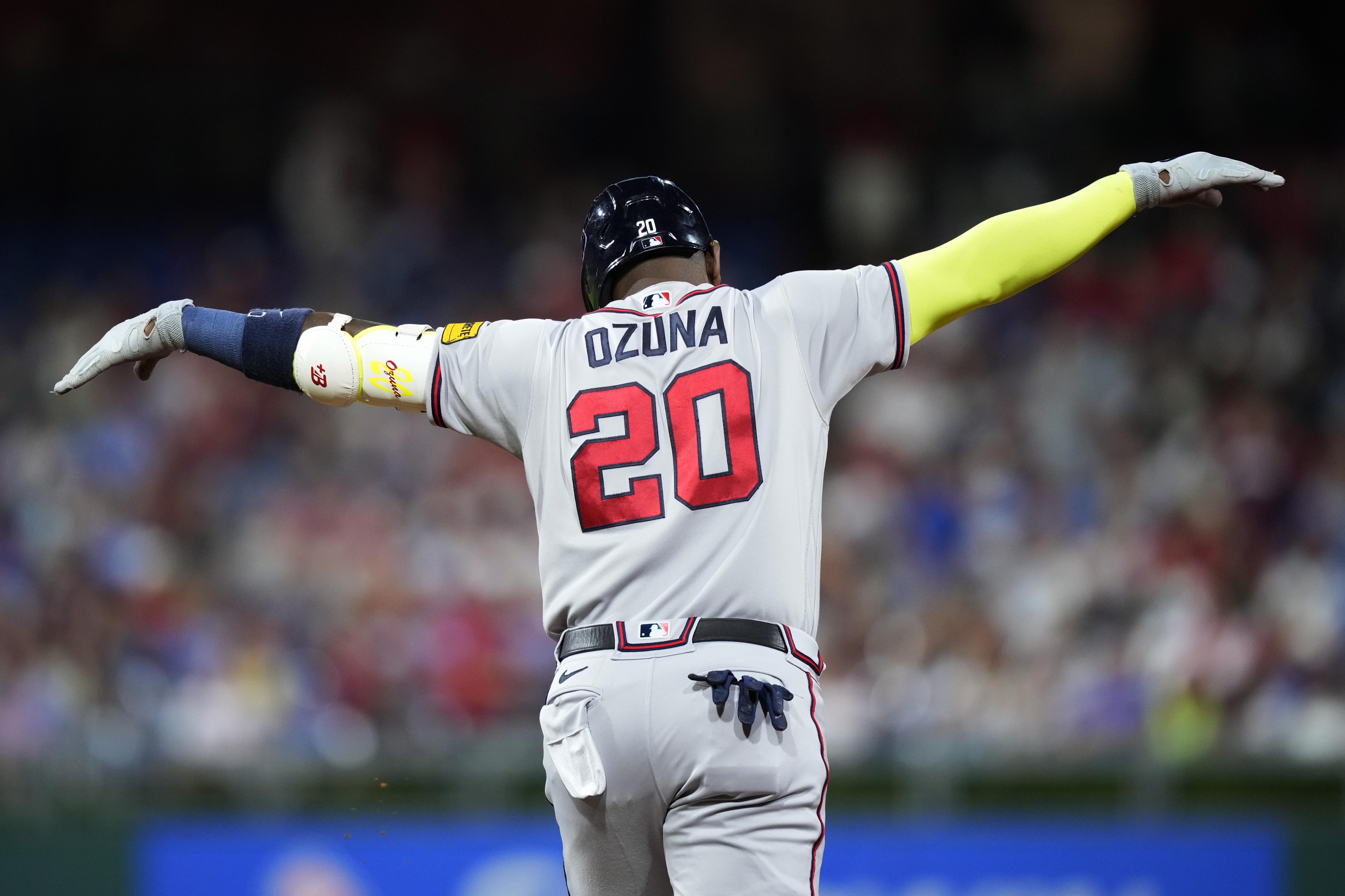 Ozuna, Braves beat Miami, clinch 3rd straight NL East title - The