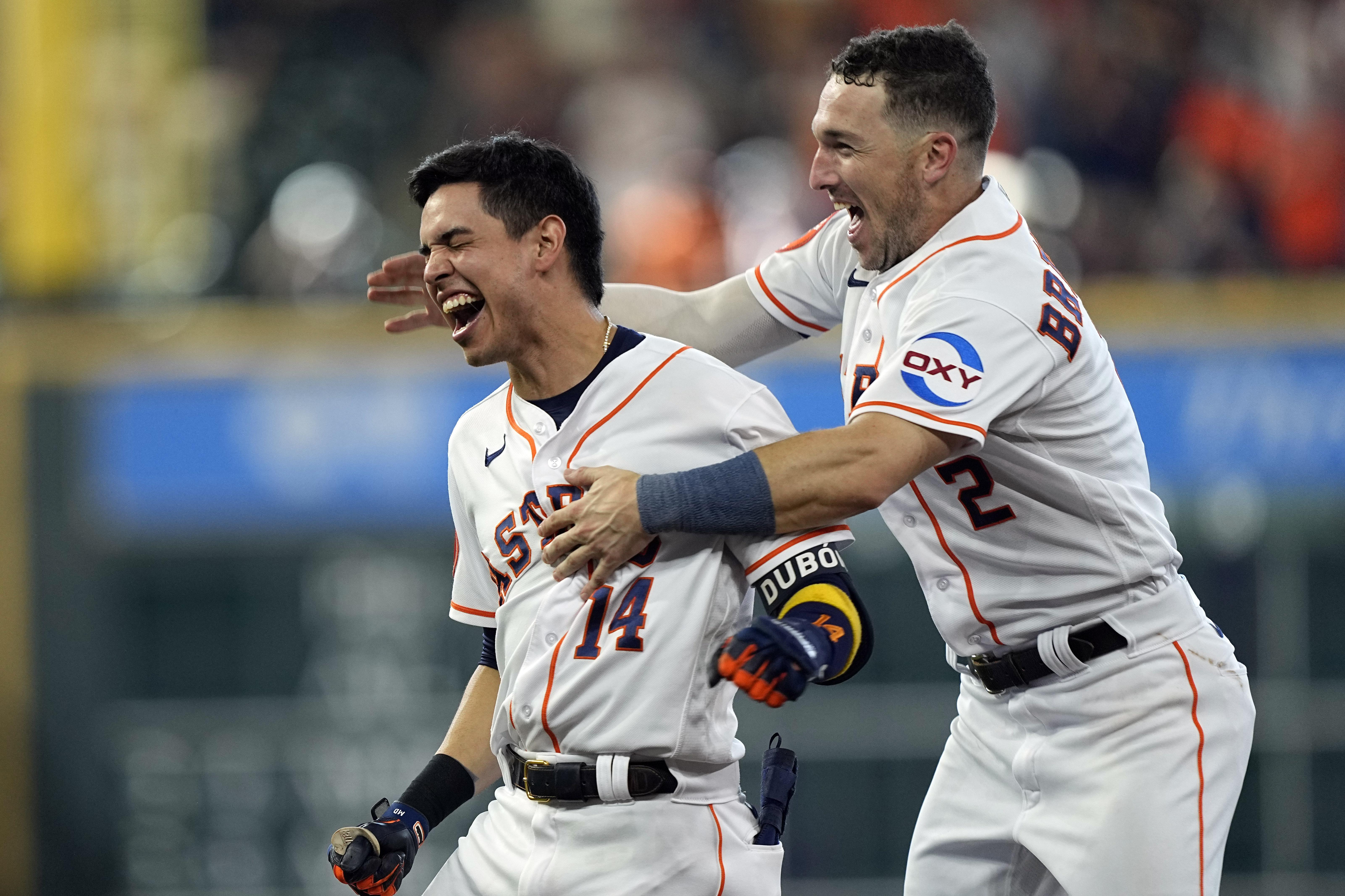 Mauricio Dubón's walk-off single, 09/20/2023