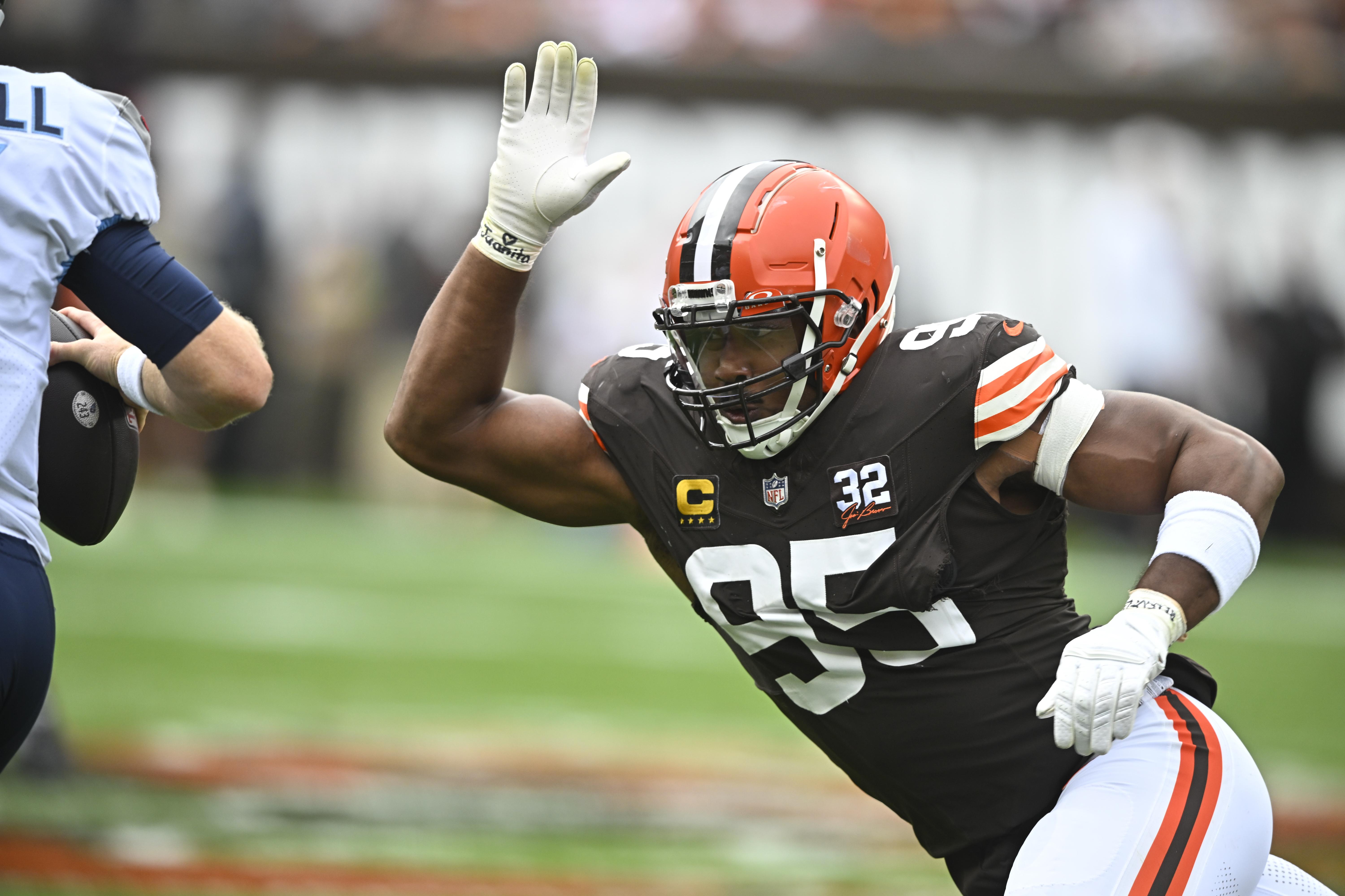 Browns rookie DE Alex Wright looking to build off solid NFL debut 