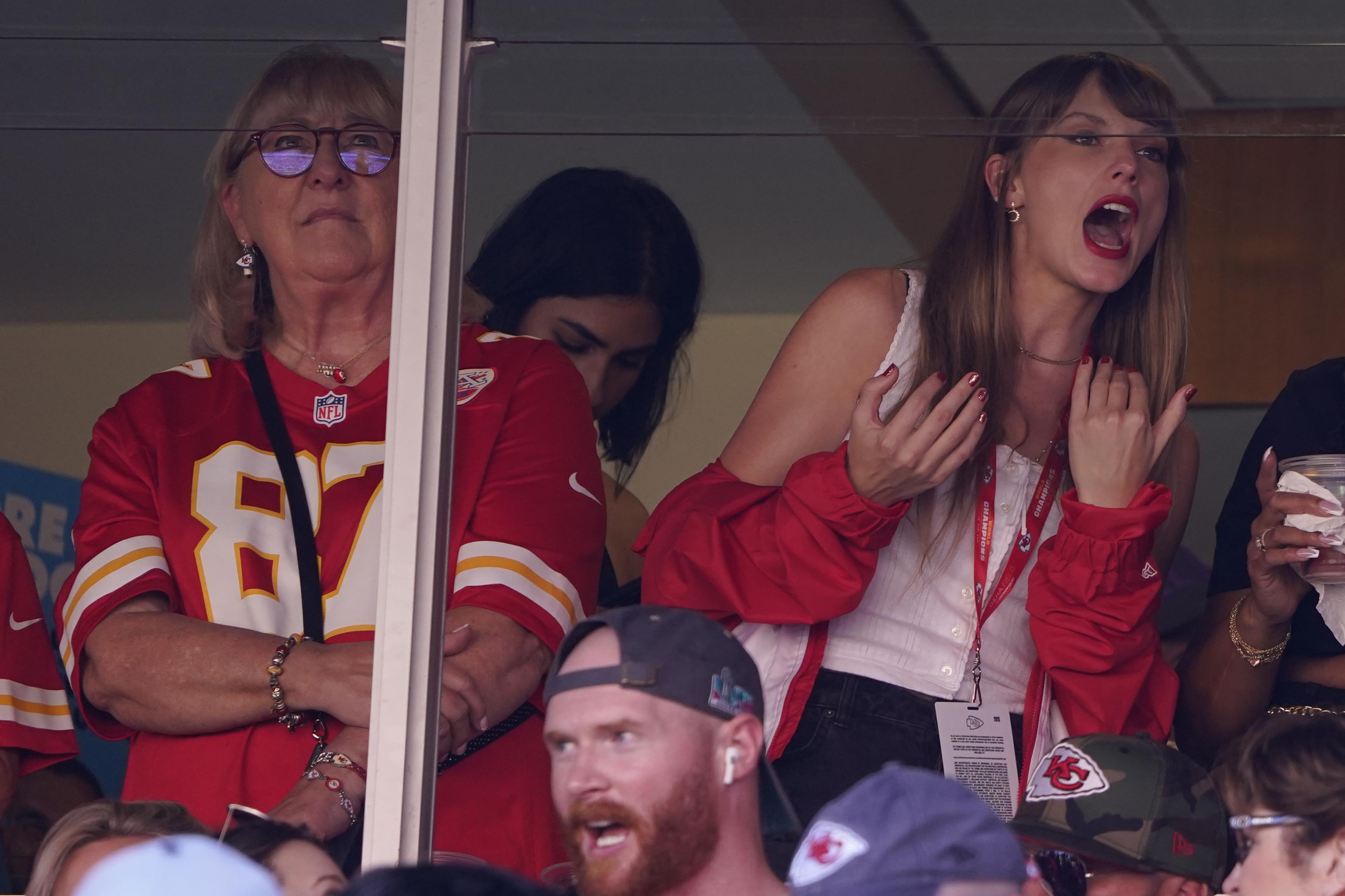 Travis Kelce jersey sales spike nearly 400 percent in wake of Taylor Swift;  Get it here 