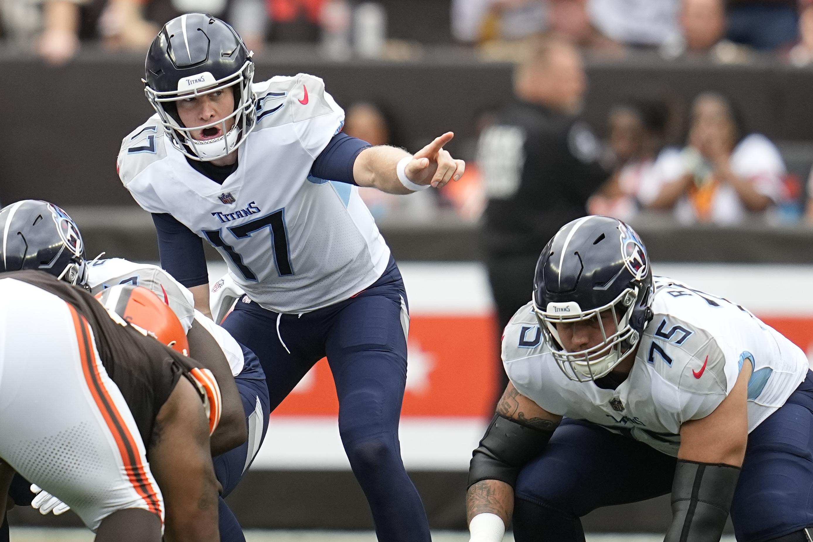 Titans Still Considering Playing Ryan Tannehill Friday Night