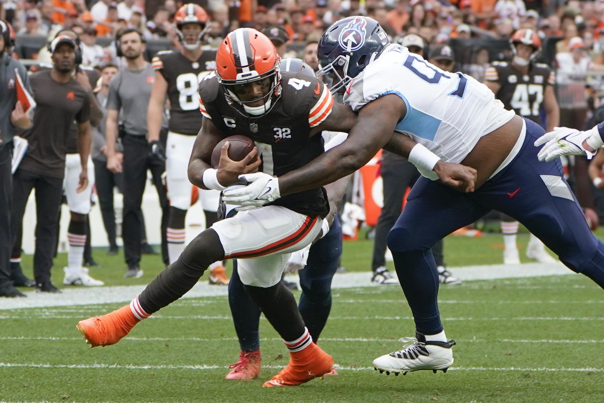 Browns QB Deshaun Watson sitting out with shoulder injury, rookie