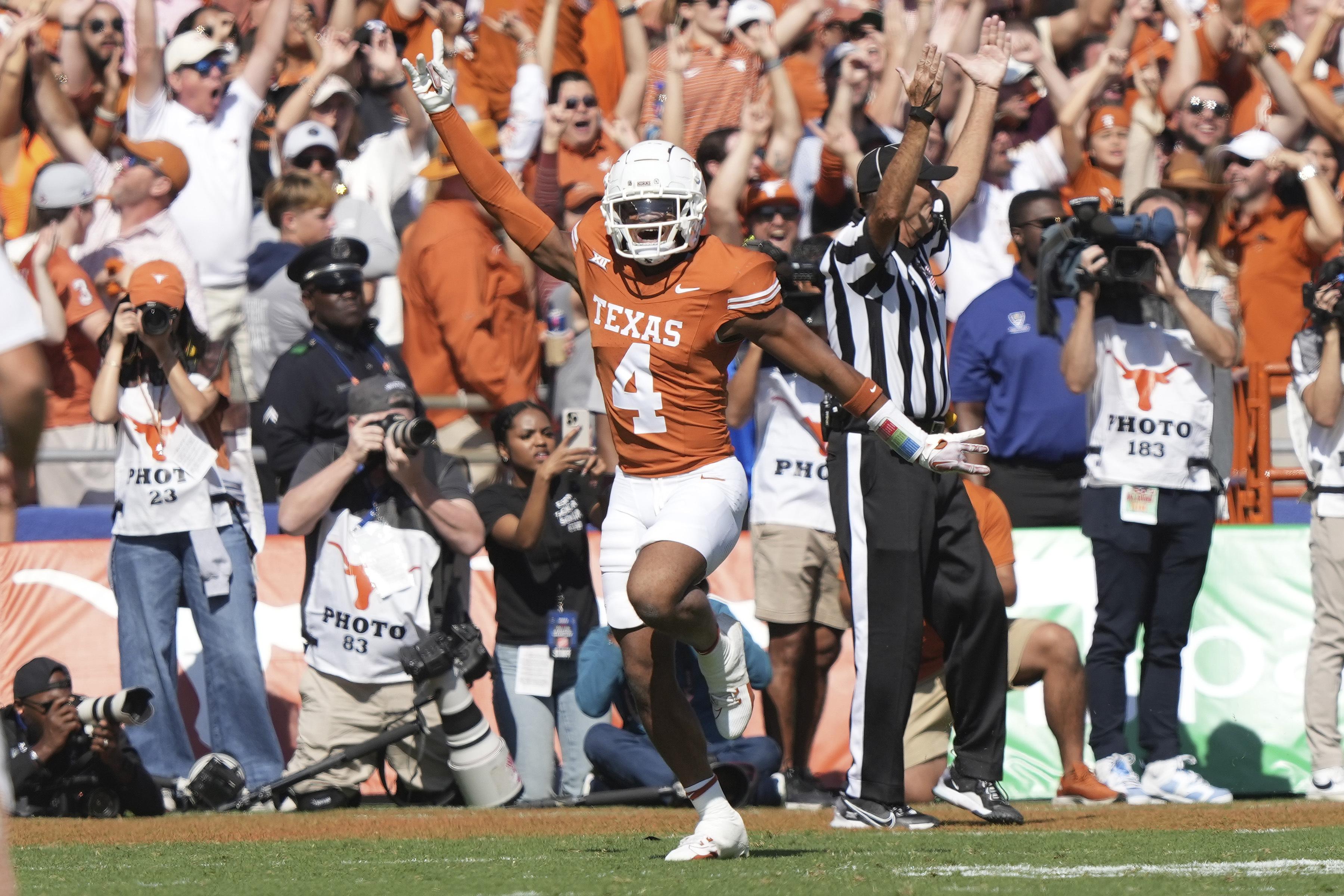 College Football Scores: Texas Rallies to Shock No. 7 Oklahoma - The New  York Times