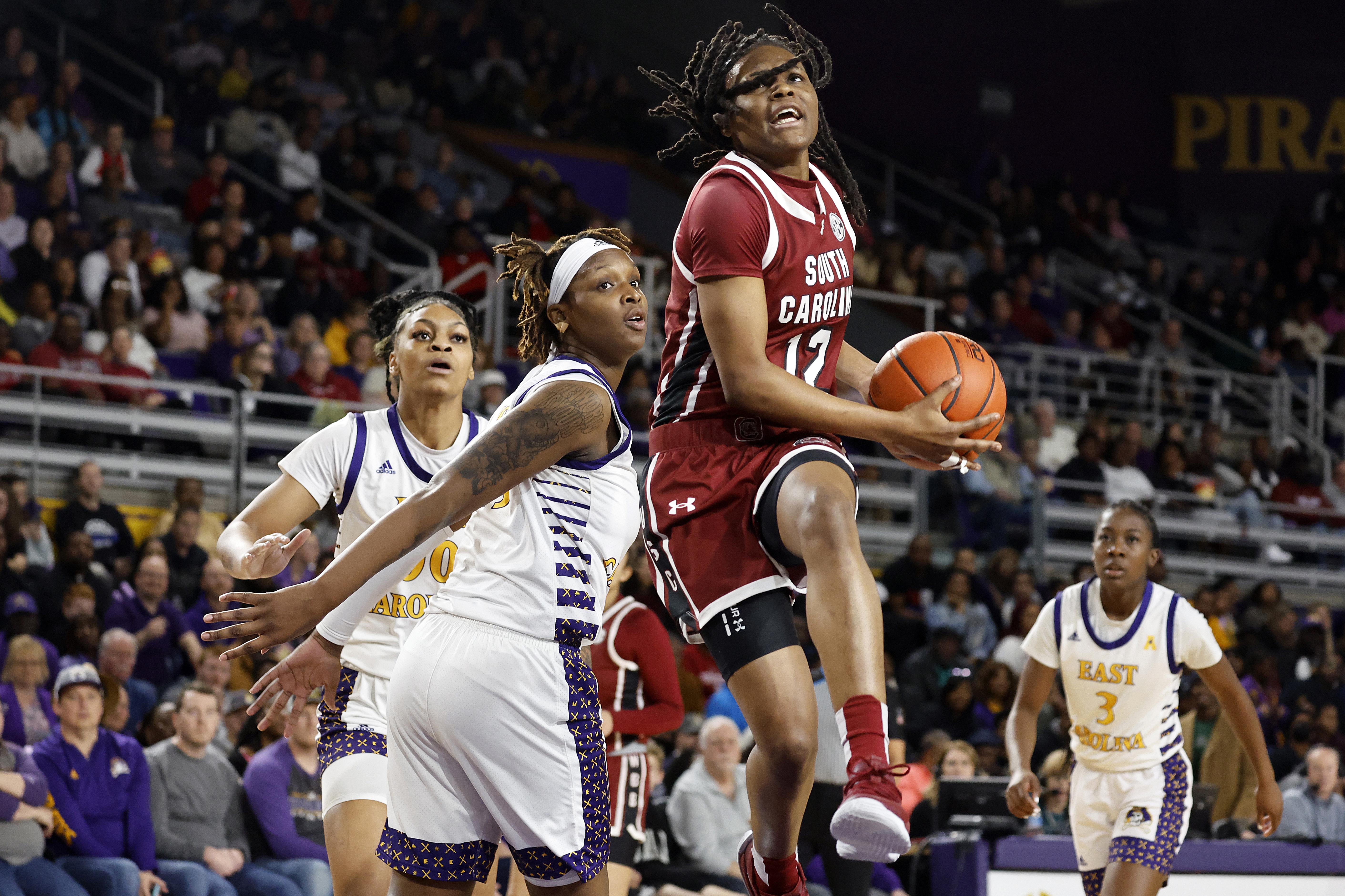 South Carolina keeps No. 1 spot in AP women's basketball poll, Syracuse  enters Top 25 - Washington Times