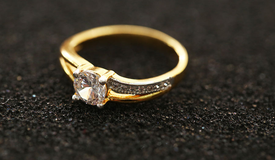 How are Synthetic Diamonds Made? - The Science Inside (sponsored)