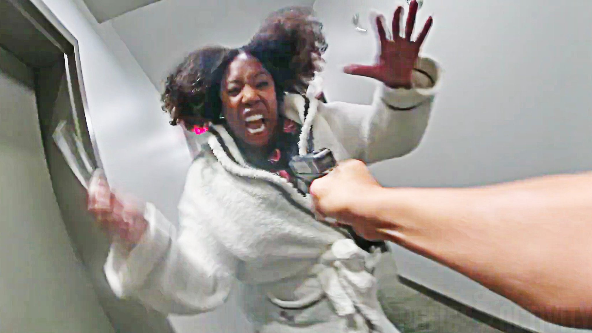 Fairfax County police officer fatally shoots knife-wielding woman 