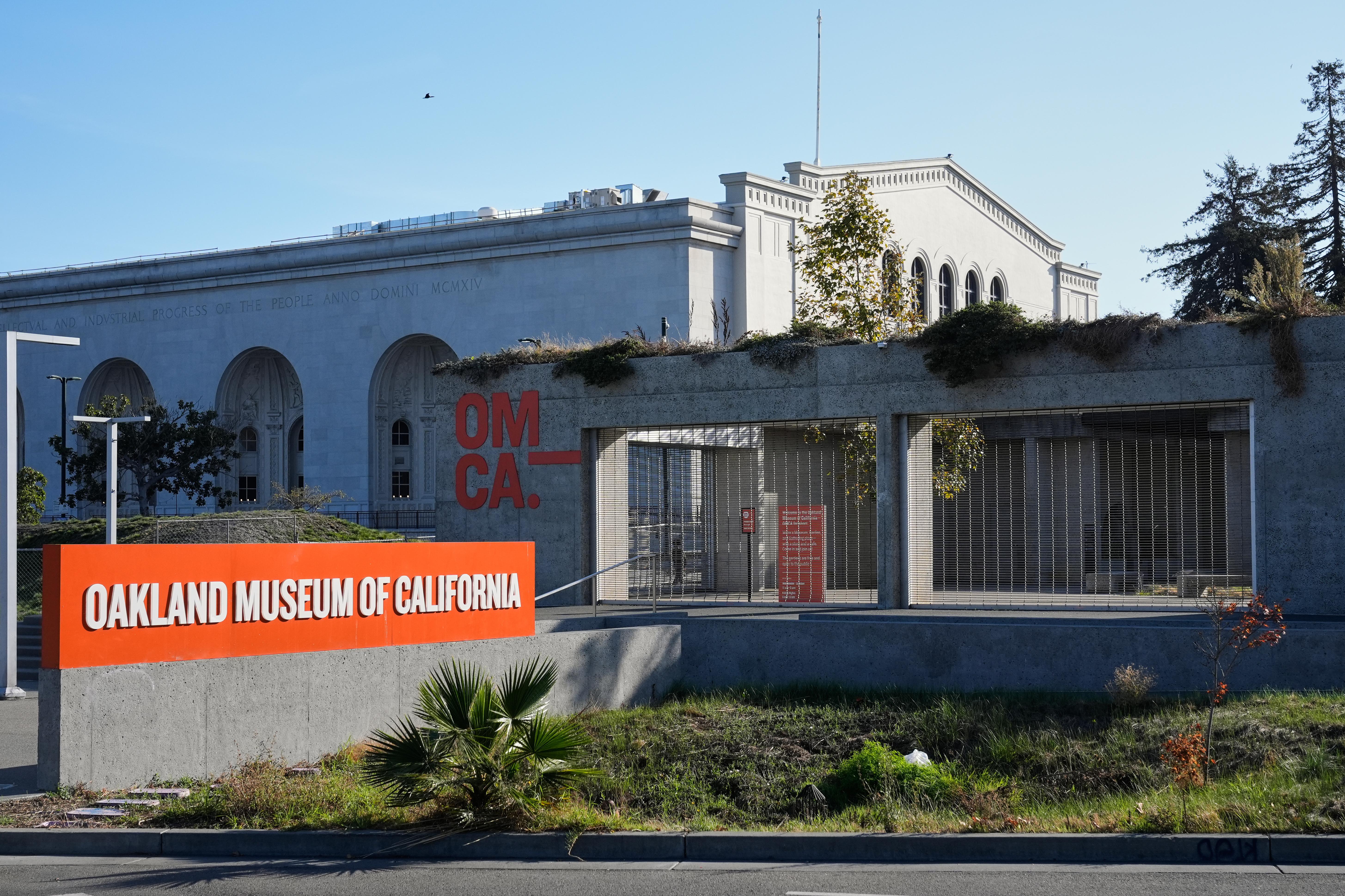 Jewelry, memorabilia stolen from Oakland museum's storage facility ...